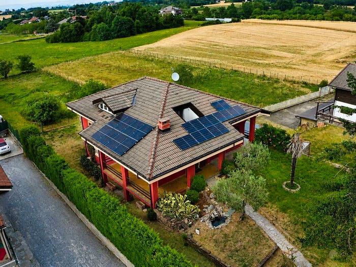 Casa con 6 locali in vendita in Via Cellarengo, Centro, Pralormo