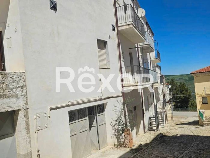 Casa quadrilocale in vendita in Salita San Spaventa, Colletorto