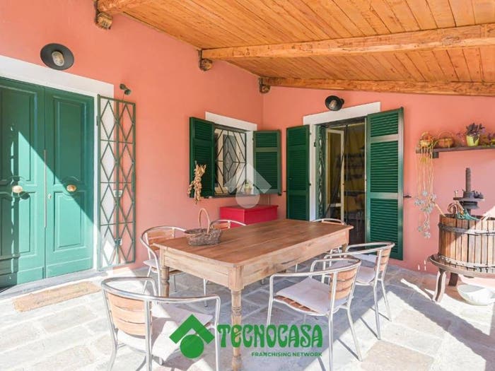 Casa con 6 locali in vendita in Località Campi, Calice al Cornoviglio
