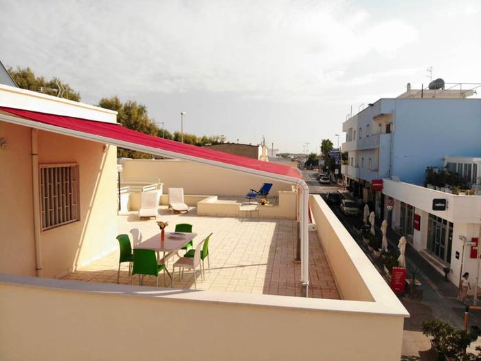 Casa con 6 locali in vendita in Vi Dante, Campomarino, Maruggio