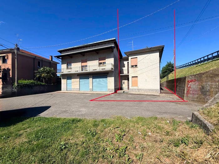 Casa trilocale in vendita in Via Carlo Rosselli, Centro, Cavaria con Premezzo