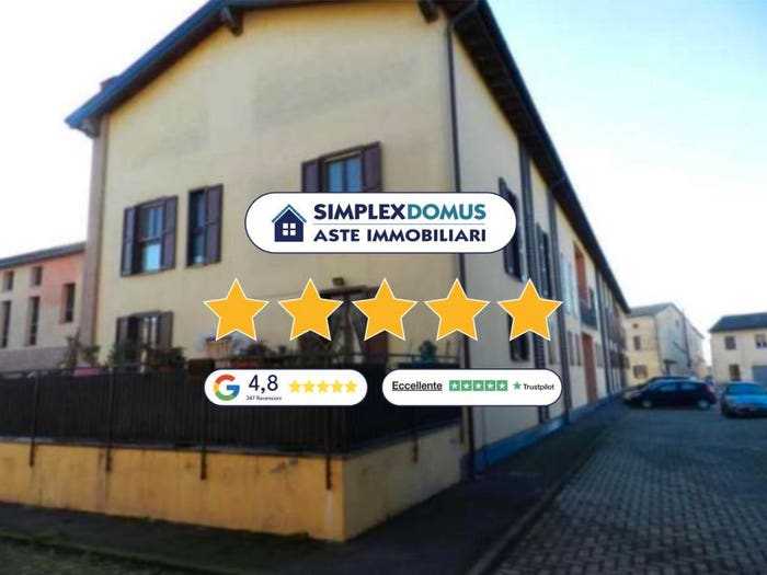 Casa con 5 locali in vendita in Piazza Soyons, Spinadesco
