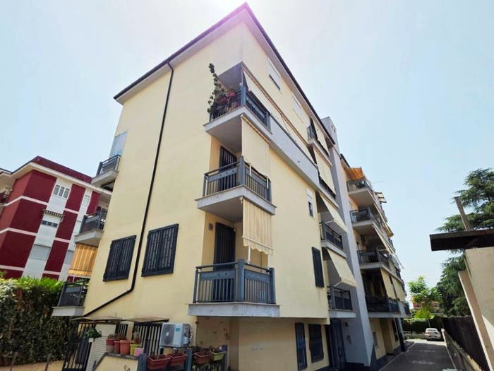 Appartamento quadrilocale in vendita in via Arrigo Boito, Centurano, Caserta