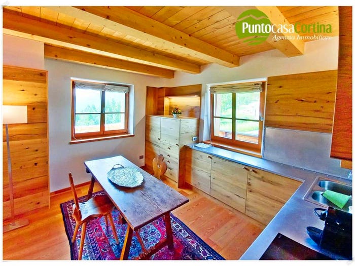 Appartamento quadrilocale in vendita in Località Lacedel, Centro, Cortina d'Ampezzo