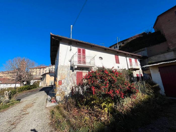 Casa con 5 locali in vendita in Via Guglielmo Marconi, Cortazzone