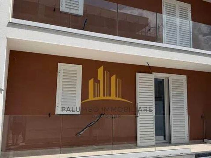 Casa con 6 locali in vendita in Via Arco Sant'Antonio No Number, Parete