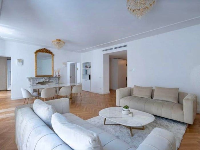 Appartamento con 5 locali in vendita in Viale Coni Zugna, Solari, Milano