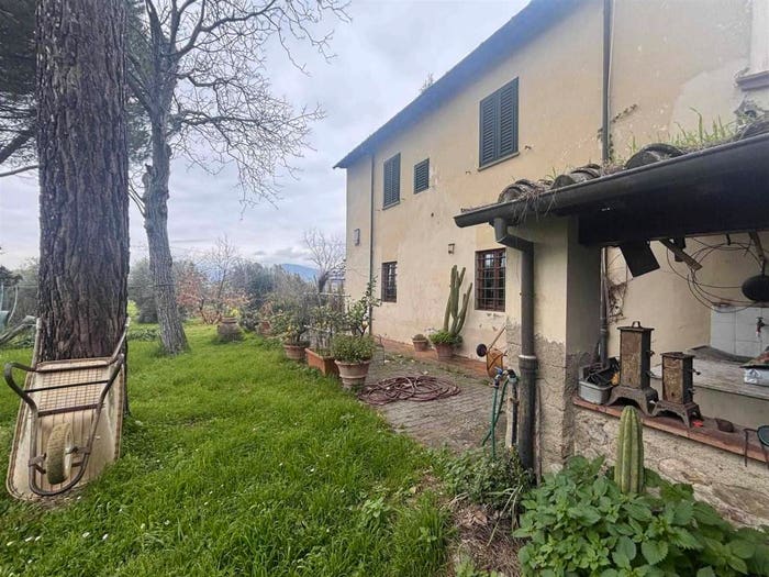 Casa con 6 locali in vendita in via delle sentinelle, Europa, Firenze