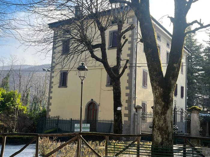 Casa con 6 locali in vendita in Via Badiola, Centro, Fanano