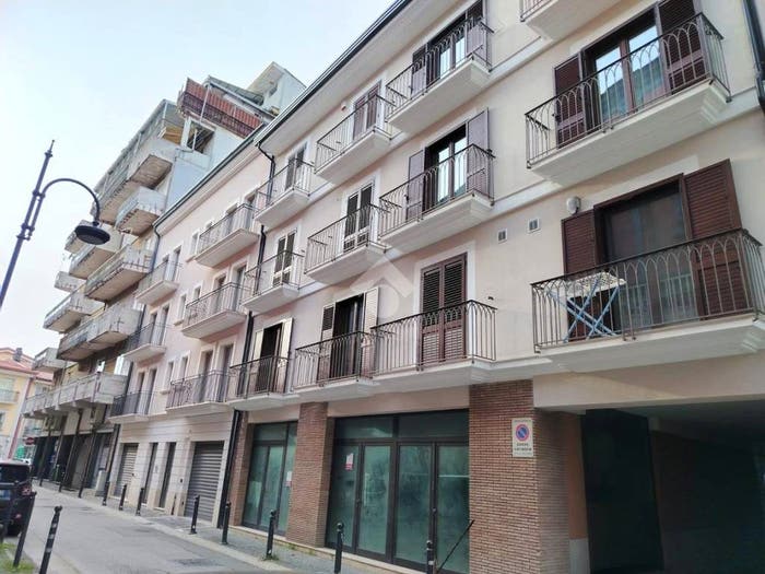 Appartamento trilocale in vendita in Via Cammarota, Atripalda