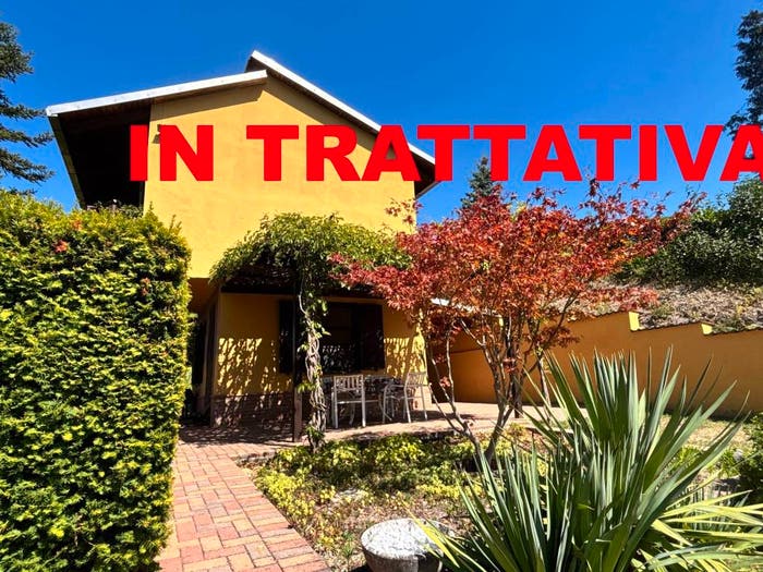 Casa bilocale in vendita in Strada Cantavenna, Camino