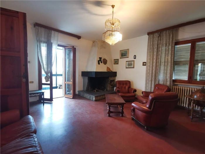 Casa con 6 locali in vendita in VIA BERLINGUER, Centro, Montaione