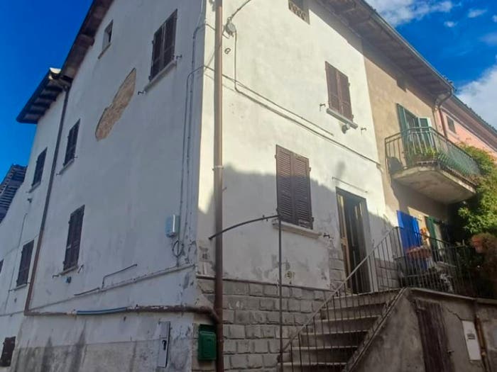 Casa quadrilocale in vendita in Via Guglielmo Marconi, Mornico, Mornico Losana