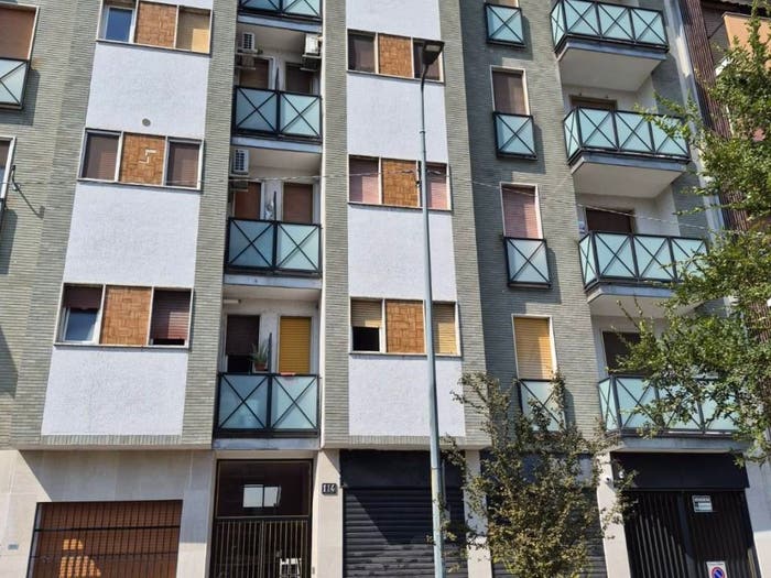 Appartamento bilocale in vendita in Alzaia Naviglio Pavese, Famagosta, Milano