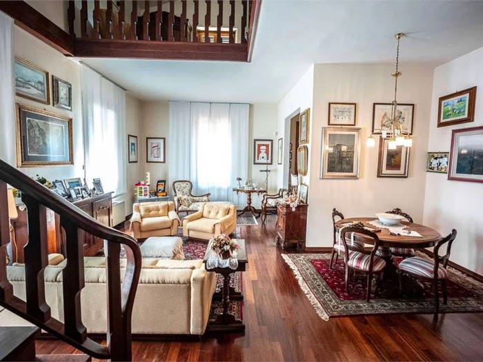 Casa con 6 locali in vendita in Viale Libertà No Number, MontecatiniTerme
