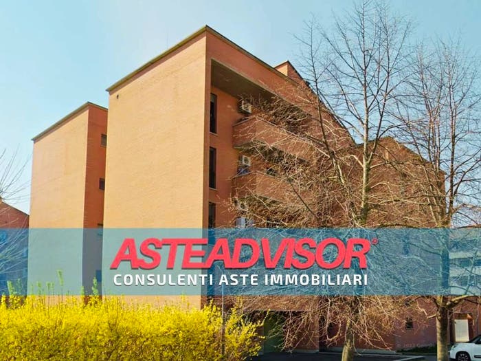 Appartamento con 6 locali in vendita in Via Umberto Saba A, Centro, Montecchio Emilia