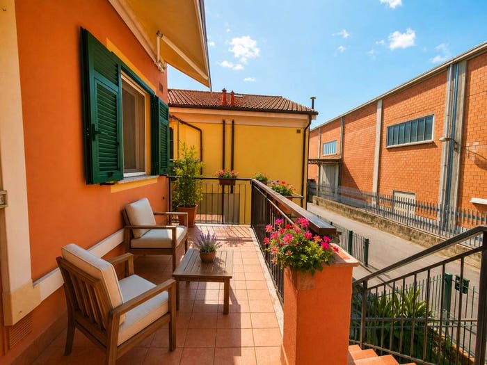 Appartamento quadrilocale in vendita in Regione Rapalline, Campochiesa, Albenga