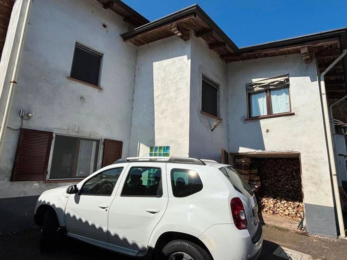 Casa trilocale in vendita in Via IV Novembre, Parona