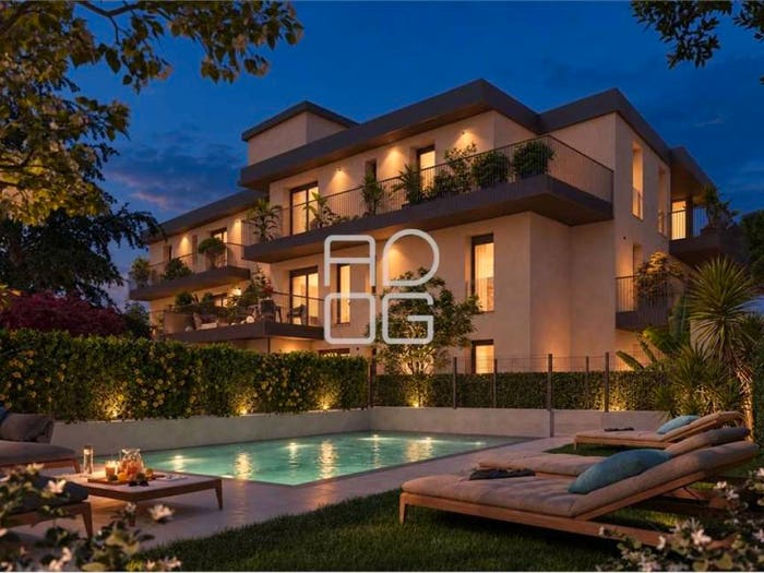 Appartamento trilocale in vendita in Via Pola, Desenzano Centro, Desenzano del Garda