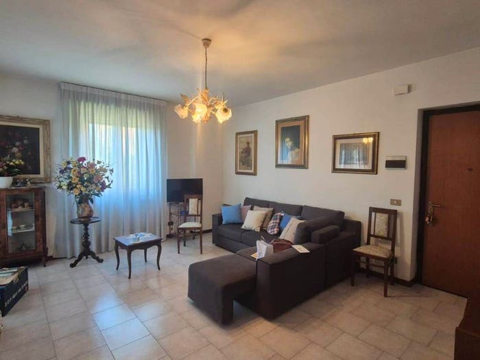 Appartamento trilocale in vendita in Centro, Rivergaro