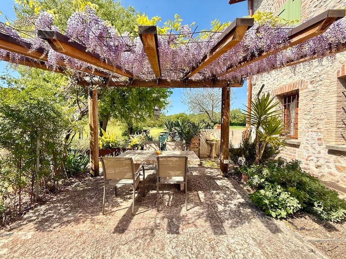 Casa con 6 locali in vendita in Strada Pille, Pille, Monzambano