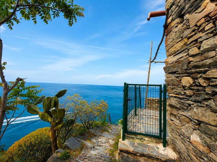 Casa bilocale in vendita in Monesteroli, Biassa, La Spezia