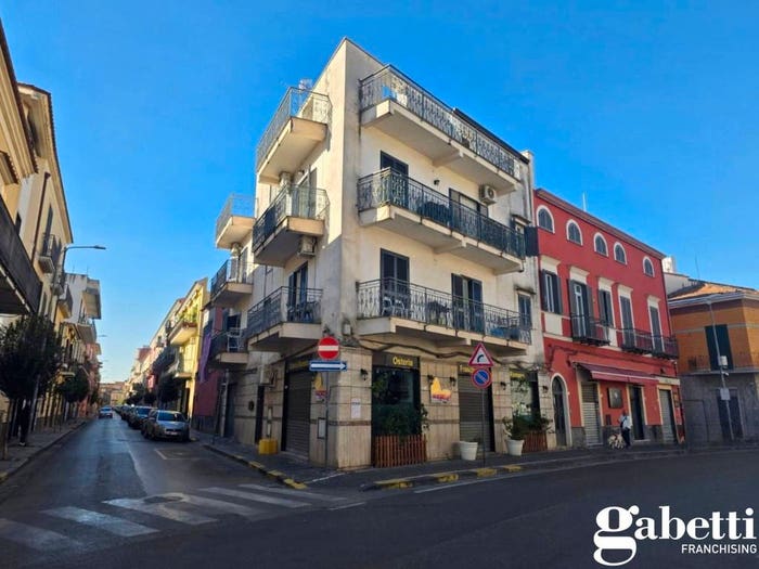 Casa in vendita in CORSO UMBERTO I, Centro, Pomigliano d'Arco