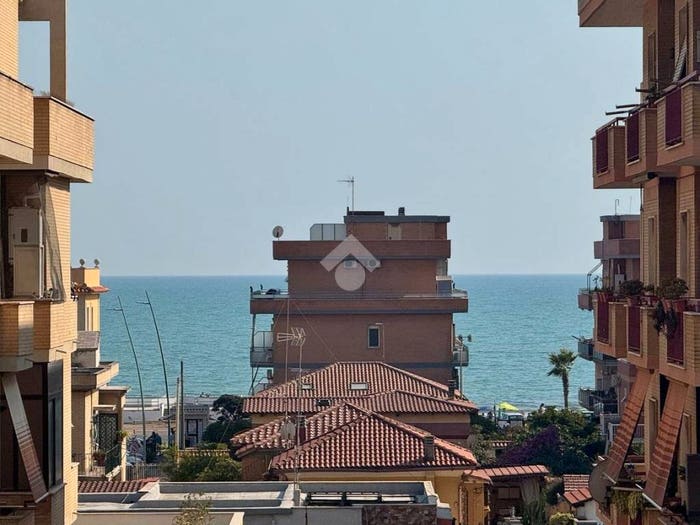 Appartamento bilocale in vendita in Ostia Ponente, Roma
