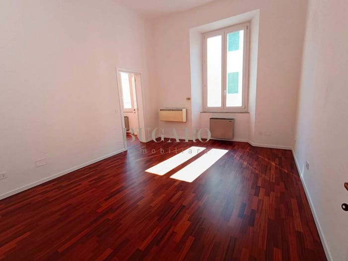 Appartamento con 5 locali in vendita in Corso Giuseppe Garibaldi, Corsi, Ancona