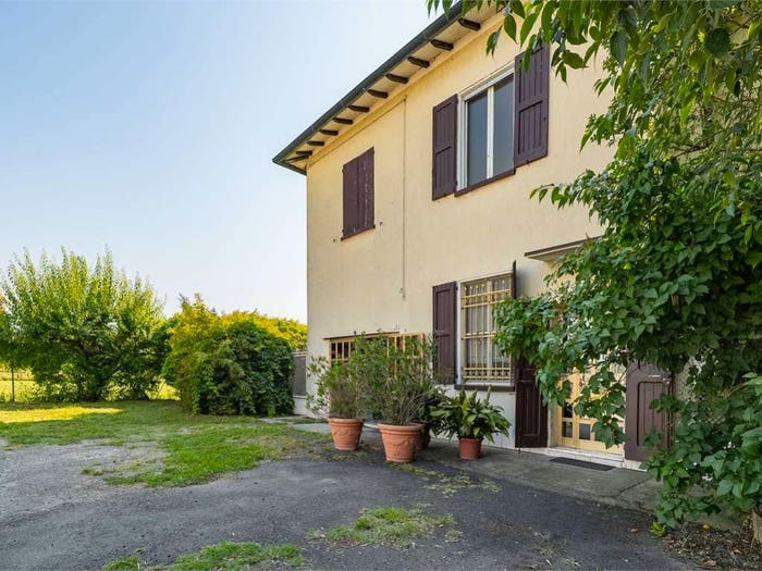 Appartamento con 6 locali in vendita in Via Quirino Pioppi, Fossoli San Marino, Carpi