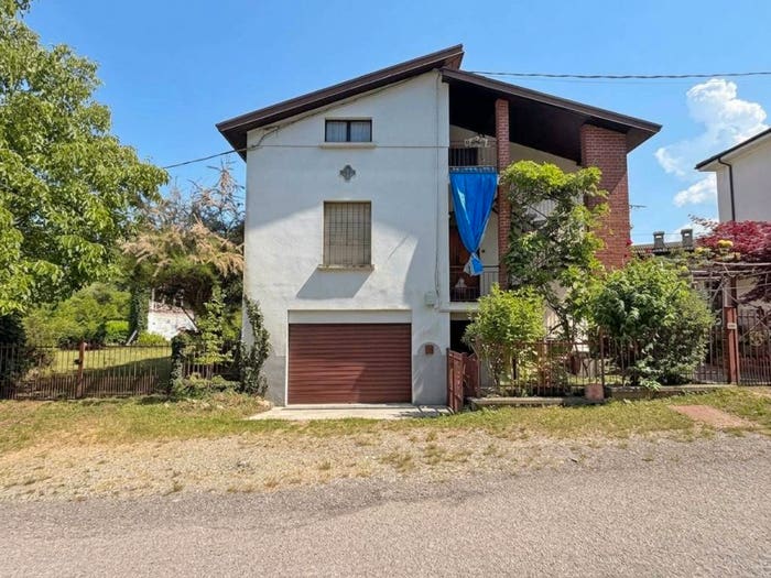 Casa trilocale in vendita in Località Riglio, Riglio, Bettola