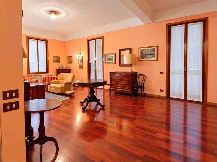 Appartamento con 5 locali in vendita in Roveleto, Cadeo