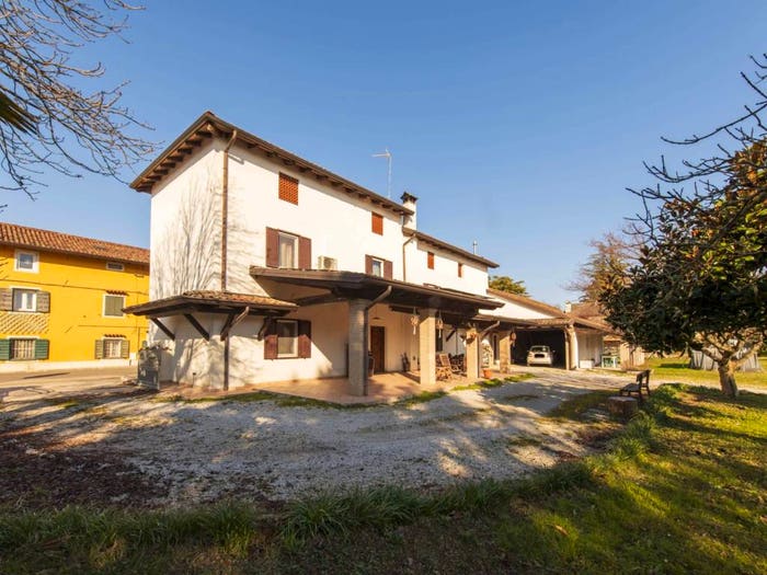 Casa con 6 locali in vendita in VIA GORIZIA, Centro, Ruda