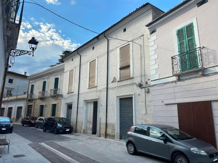Casa con 6 locali in vendita in Corso Giuseppe Mazzini, Torre de' Passeri