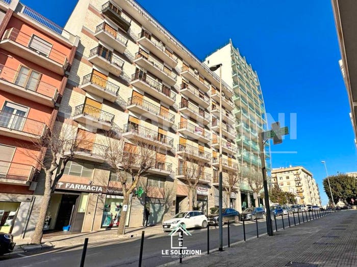 Appartamento trilocale in vendita in Via Giacomo Matteotti, Putignano