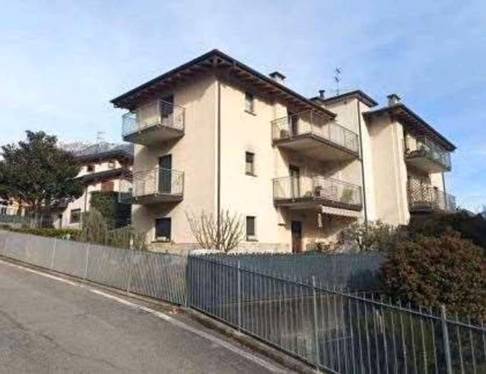 Appartamento bilocale in vendita in Via Guicciarda nel Condominio Al Girone, Casacce, Ponte in Valtellina