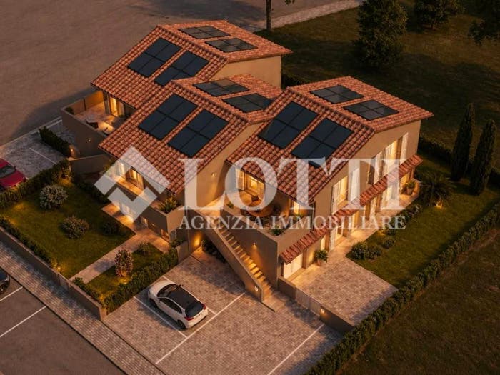 Appartamento trilocale in vendita in Via Piero Calamandrei, Oltrera, Pontedera