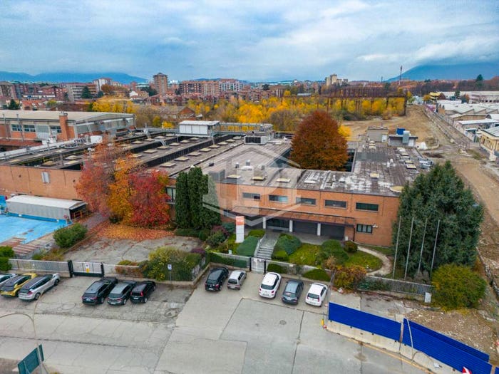 Casa con 6 locali in vendita in CORSO FRATELLI CERVI, Borgata Paradiso Nord, Collegno