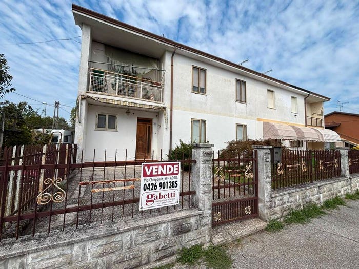 Appartamento quadrilocale in vendita in PAPOZZE Via Gramsci, Braglia, Papozze