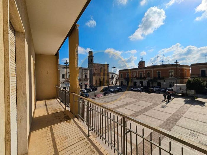 Appartamento trilocale in vendita in Piazza del Sole, Calimera