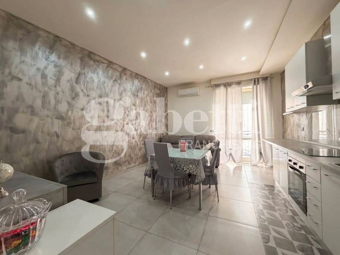 Appartamento trilocale in vendita in Via Mugnano Melito, Centro, Mugnano di Napoli