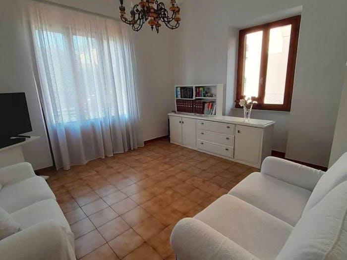 Appartamento con 5 locali in vendita in Via dei Martiri, Porto Azzurro