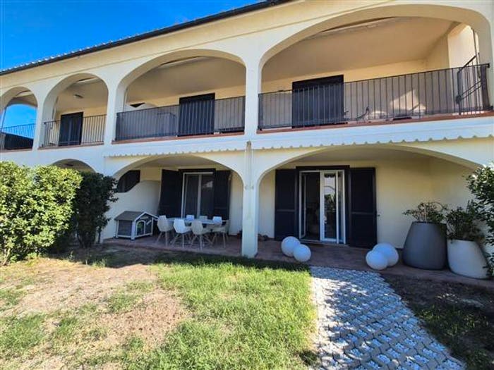 Appartamento trilocale in vendita in Località Barbarossa, Porto Azzurro