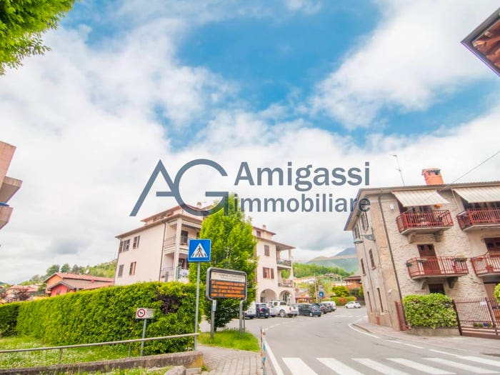Appartamento trilocale in vendita in Via F Lussana, Cenate Sotto