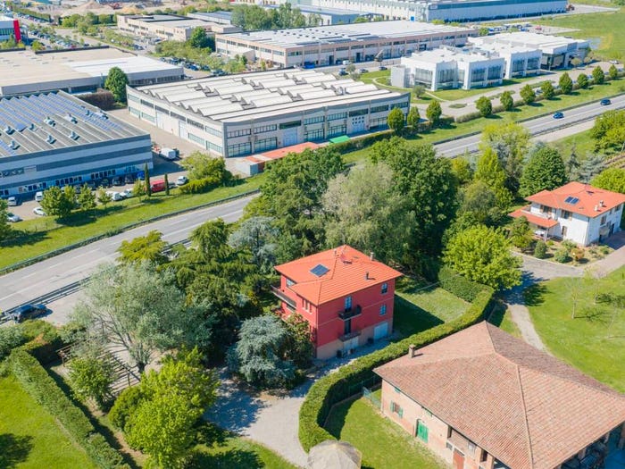 Casa con 6 locali in vendita in Via San Carlo, Castel San Pietro Terme