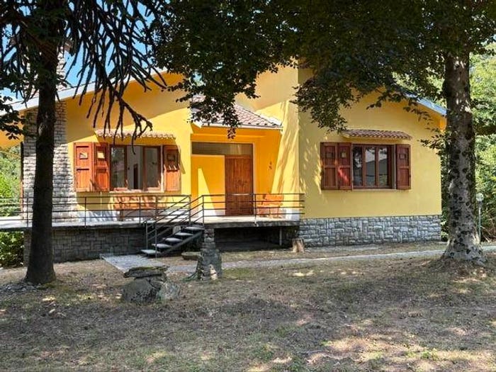 Casa con 6 locali in vendita in Femminamorta, Marliana