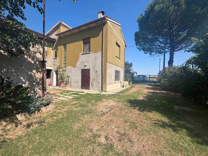 Casa con 6 locali in vendita in Via Fiora, San Pietro in Trento Coccolia, Ravenna