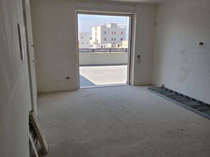 Appartamento trilocale in vendita in Via Luigi Settembrini, Ospedale, Andria