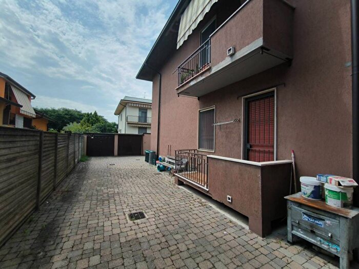 Appartamento trilocale in vendita in Via dello Statuto, Centro, Sant'Angelo Lodigiano