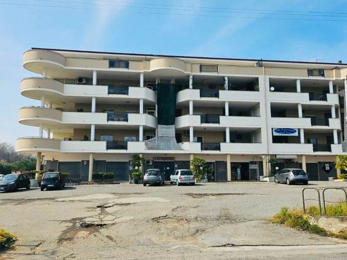 Appartamento trilocale in vendita in Via Benedetto Croce, Montalto Uffugo